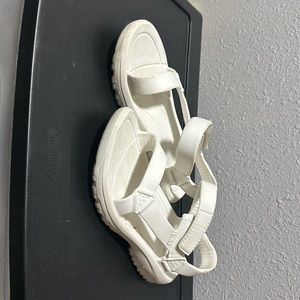 Teva Hurricane Drift